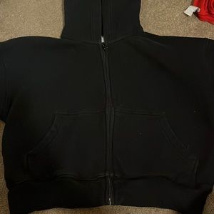 cropped black hoodie